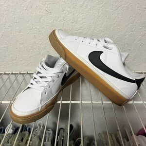 Nike Legacy White and Black Sneakers with Gum Sole sz 6.5